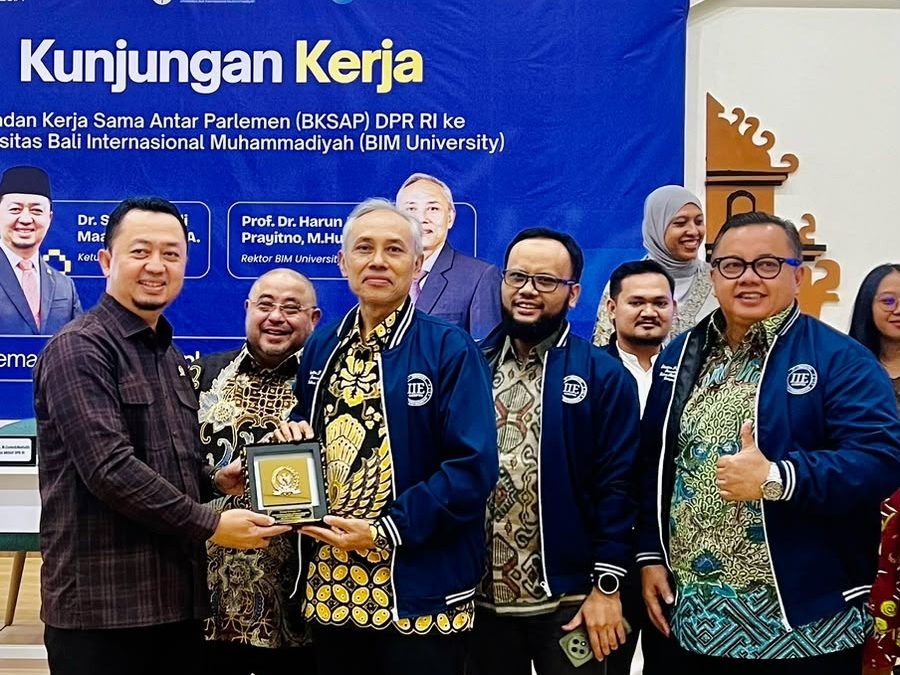 BKSAP DPR RI Dorong Percepatan Regulasi AI, BIM University Siap Berkontribusi