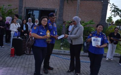 Tingkatkan Kesiapsiagaan Darurat, Mahasiswa BIM University Ikuti Edukasi dan Simulasi Pemadaman Kebakaran