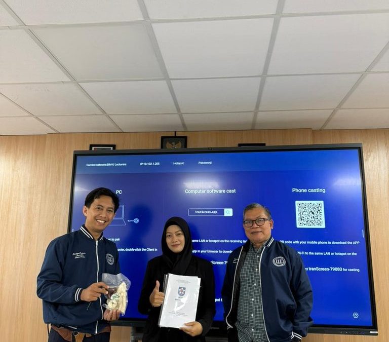 Yuni Kartika Sari, Kader ‘Aisyiyah yang Sukses Kembangkan Pempek Vegetarian Lewat Tugas Akhir di Universitas BIM